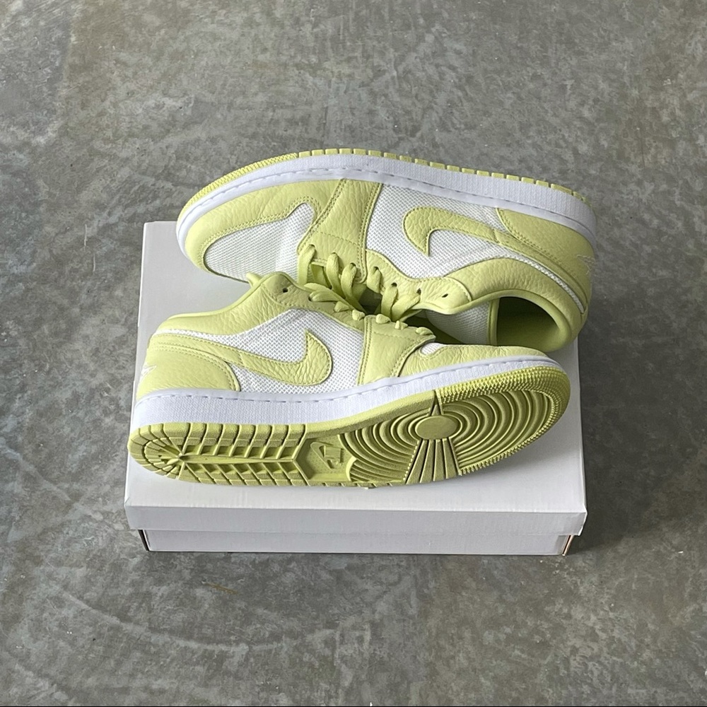 AIR JORDAN 1 LOW SE  🥑